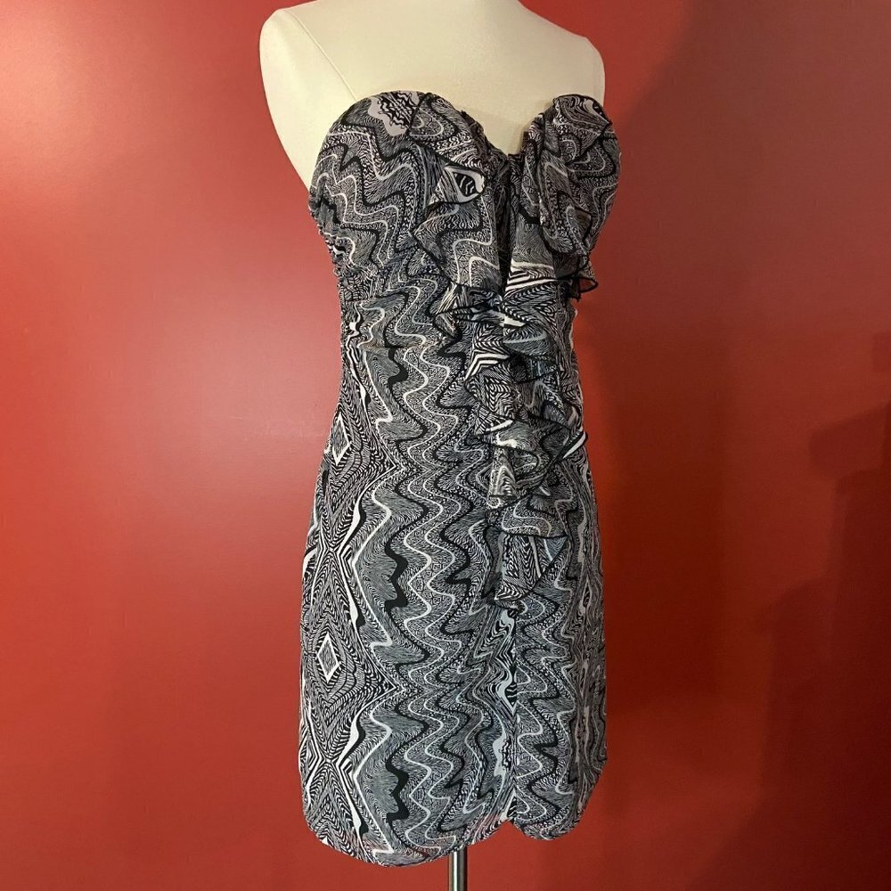 Guess Women's Ruffled Black/Beige Strapless Dress - Juniors Size 7